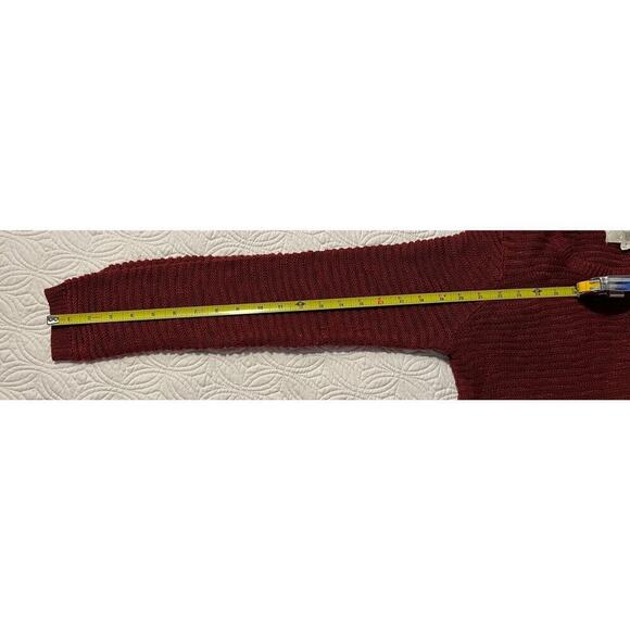 Pinque Sweater
Small - Picture 7 of 8